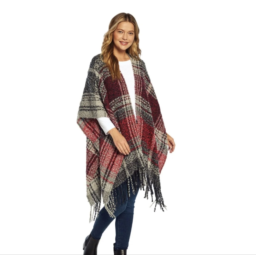 Woolrich nwot plain poncho sweater OS